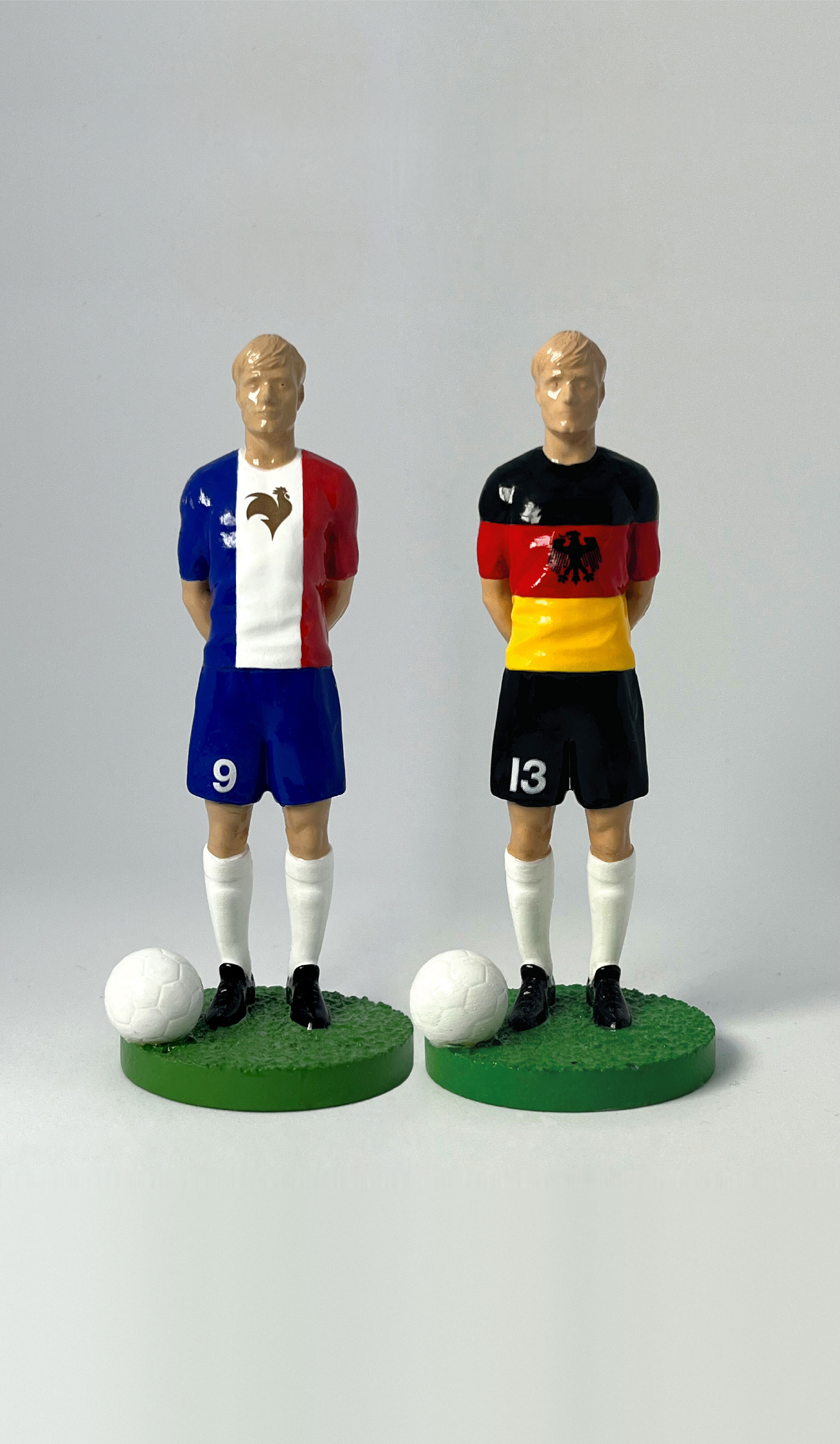 Duo de figurines Match Day FC France et Allemagne, hommage à la demi-finale de Séville 1982.